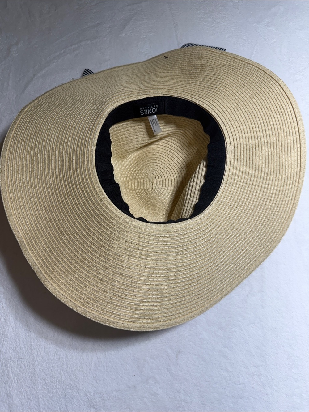 Jones New York Wide Brim Straw Sun Hat with Navy-White Stripe Band - Picture 5 of 7